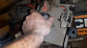 CAT 428E НЕ КРУТИТ СТАРТЕР, РЕЛЕ СТАРТЕРА.