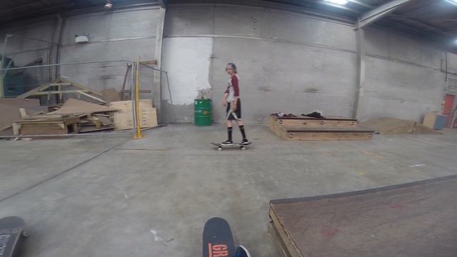 Out and In - skate edit смотреть онлайн
