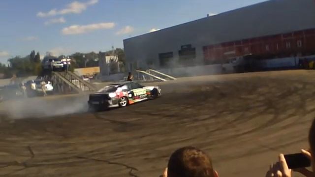 Дрифт на авто столичном шоу/Drift