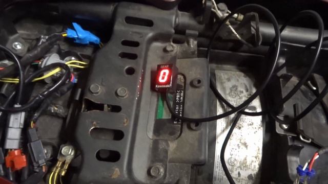 Kawasaki ER6-N '07 Gear indicator install смотреть онлайн