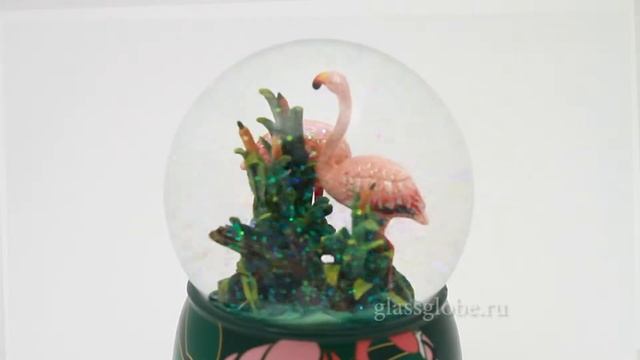 Стеклянный шар "Фламинго" смотреть онлайн