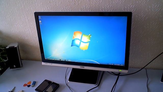 Going Through My Gaming Setup And My Room =) смотреть онлайн