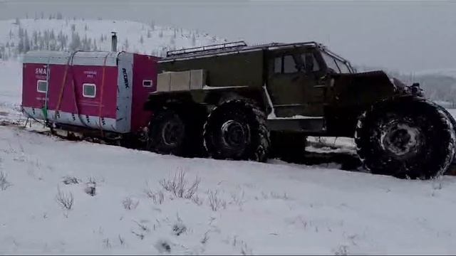 Снегоболотоход Хищник с санным прицепом на Ямале. смотреть онлайн