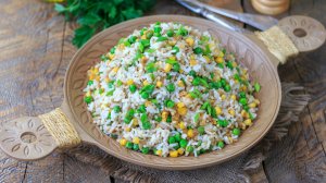 🍲 Рассыпчатый рис с кукурузой и зеленым горошком — вкусно в Пост или на гарнир