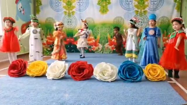 Харыстаан Айыл5а кэрэтин Мода смотреть онлайн