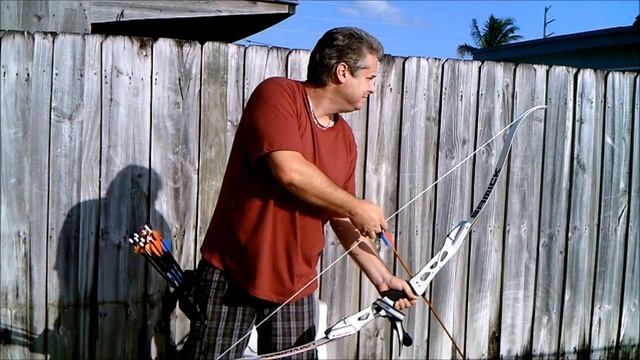 Cartel Fantom 68" Bow with Samick Universal Carbon/Wood 44# Limbs Olympic Recurve смотреть онлайн