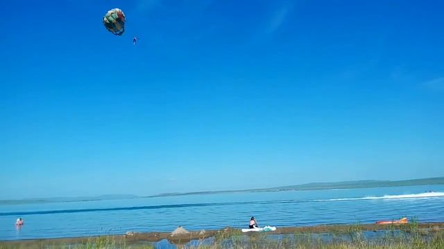 Полет на парашюте Беле 2020 смотреть онлайн