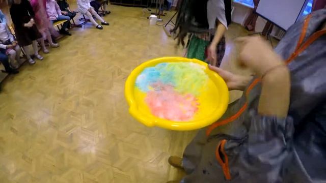 "SOS! Нам пишет Дед Мороз" - новогоднее научное представление от Детей Эйнштейна смотреть онлайн