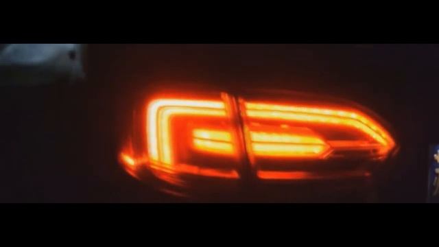 VW Jetta CUSTOM tail light in RED & WHITE COLOR смотреть онлайн