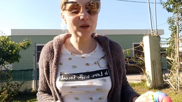 Вот кто-то с горочки спустился.(прогулка с малышом) смотреть онлайн