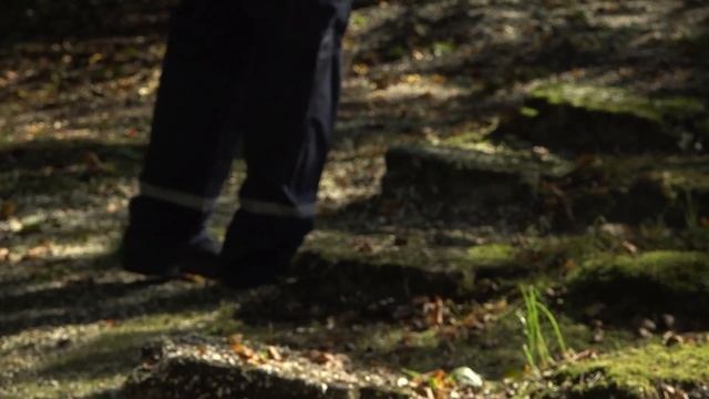 Выходные – с пользой. Энергетики на уборке Дубойского парка смотреть онлайн