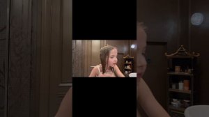 Моем голову с любимыми средствами по уходу за волосами