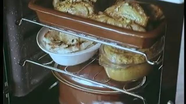 Save It Delia Smith 1976 UK Public Information Film смотреть онлайн