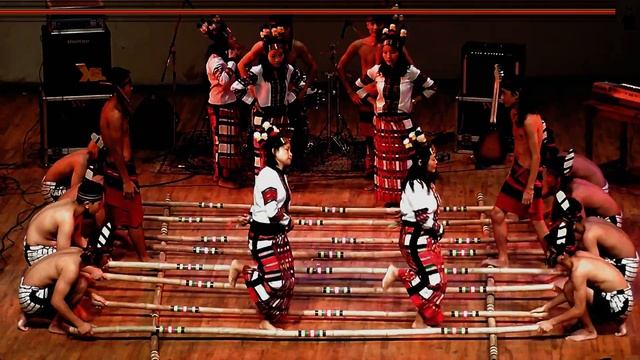 HSA Delhi Cultural Troupe - Hmar Fahrel Tawk Lam I Hmar Bamboo Dance I FAVANG KUT 2017 / 1080p HD смотреть онлайн