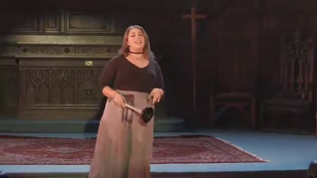 April Elle Nuovo "Privilege to Pee" from Urinetown смотреть онлайн
