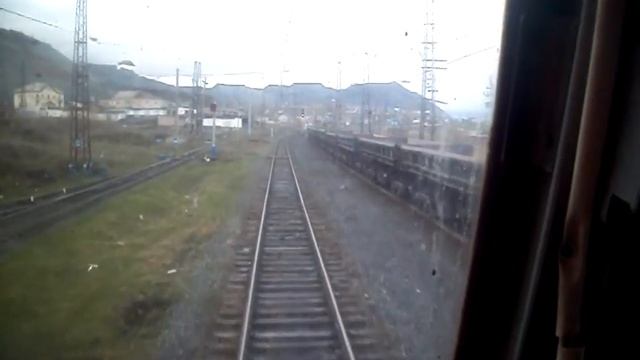 ВЛ10-818 маневр на входной на щебзавод смотреть онлайн