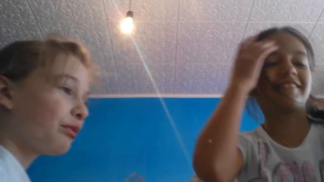 Красимся закрытыми глазами 2 смотреть онлайн