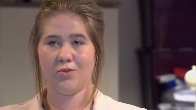 Teen Kills Himself After Skype Scam / Daniel Perry: 'Suicide Over Web Blackmail' смотреть онлайн