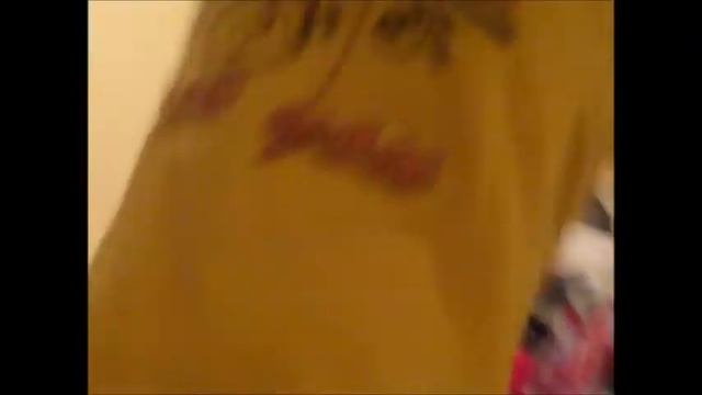 Йоу..:D сыр с мясом)