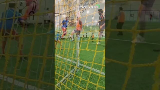 Команда ECOOKNA GROUP в спортивной форме смотреть онлайн