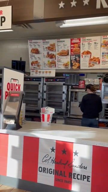 В KFC в Америке появилась рыба в меню. смотреть онлайн