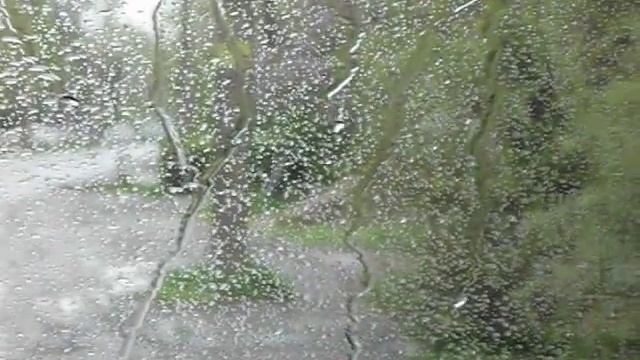 дождь, стекло смотреть онлайн