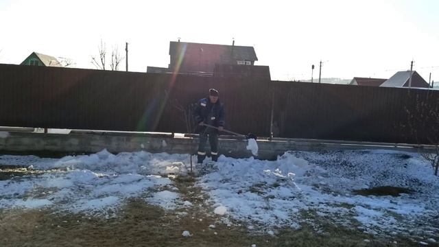 Перед работой как всегда)) Дошли руки ( вернее лицо) до подарочных масок)) смотреть онлайн