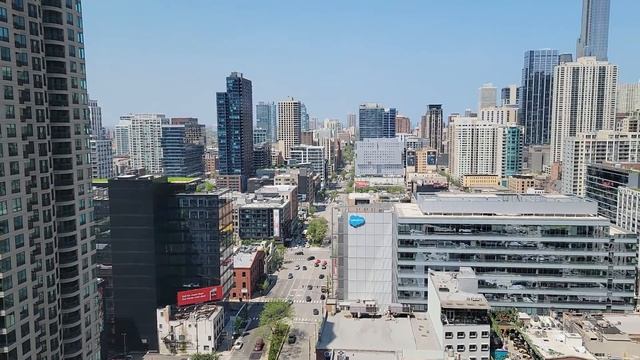 345 N LaSalle 2702 For Rent смотреть онлайн