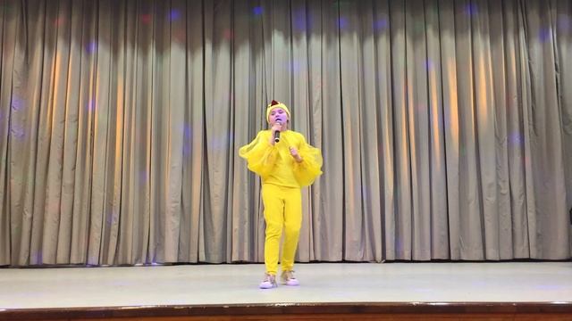 Тараненко Олеся 10 лет поёт песню «Кто ж такие птички» смотреть онлайн