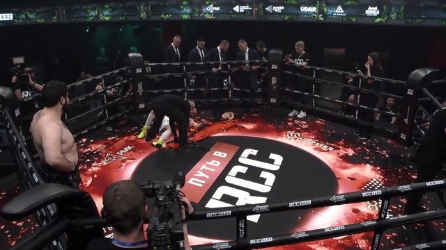 КАК ЭТО ВЫШЛО? | Рамиз БАЛУ Балабеков vs Андрей Авдеев | Кулачные бои | RCC HARD смотреть онлайн