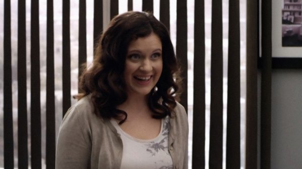 Деффчонки, 3 сезон, 8 серия