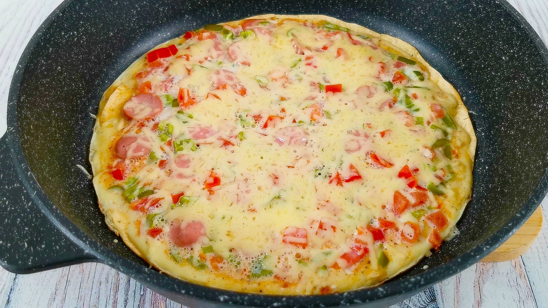 Пицца на сковороде из лаваша. Просто и очень вкусно смотреть онлайн