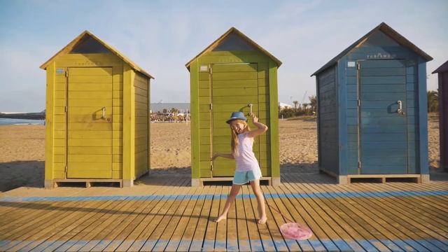 Tour&Kids: In the Region of Valencia, incredible things happen! смотреть онлайн