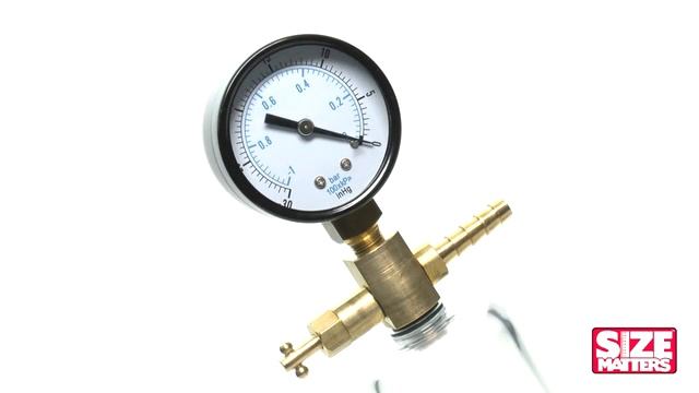 Bionic Electric Pump with Cylinder and Gauge Albany Bondage смотреть онлайн