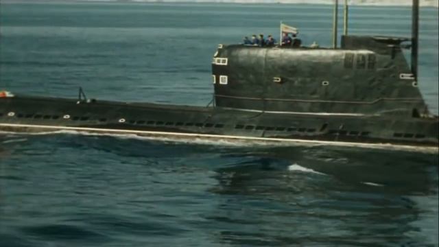 "Гуляет красотка подводная лодка" смотреть онлайн