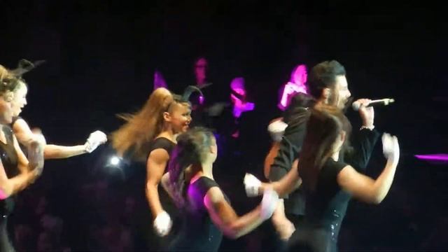 rylan groove is in the heart смотреть онлайн