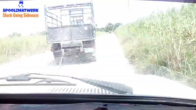 [Jamaica] Lada 2105 Drift Build Being Pulled Home смотреть онлайн
