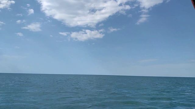 Доплыли на катамаране до мыса горы Алчак-Кая в Судаке за 1 час смотреть онлайн