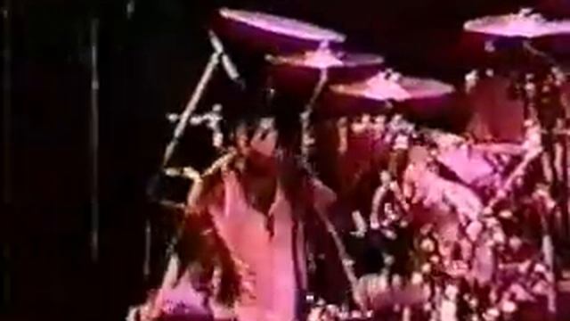 System of a Down - Darts смотреть онлайн