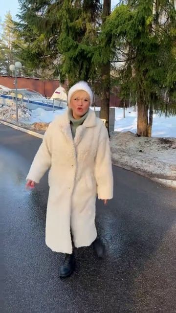 А Я ТАНЦУ, КАК ДЫМ смотреть онлайн