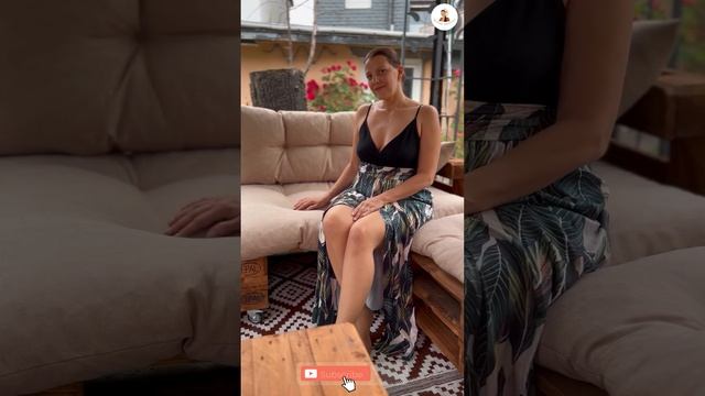 Katrin | Natural Older Woman Over 50: Retro Allure & Enduring Charm.