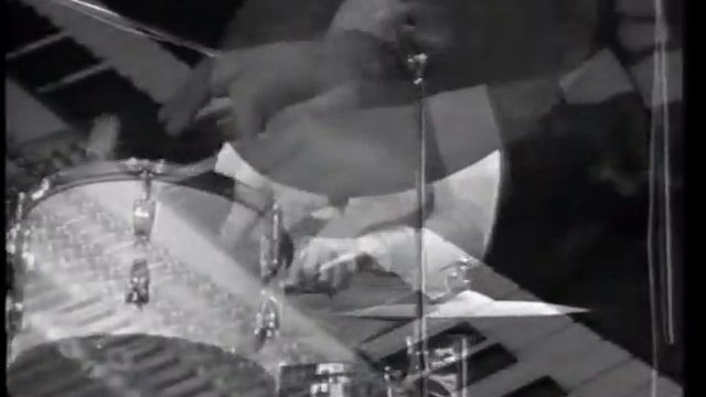 Matching Mole 'Smoke Rings' ILEA TV May 1972 смотреть онлайн