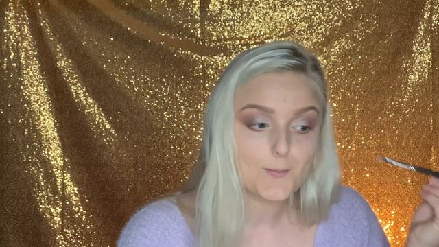Purple Glittery Smokey Eyeshadow Tutorial | Anastasia Beverly Hills X Carli Bybel Palette Tutorial смотреть онлайн