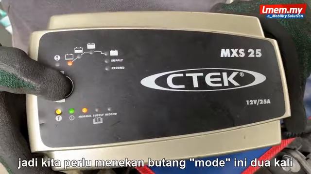 Cara menukar bateri kereta yang baru untuk kereta anda secara DIY di rumah! смотреть онлайн