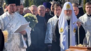 Погребение Старца Илия.Тысячи людей провожали Батюшку.