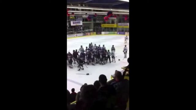 Hockey : Bagarre generale (Caen-Brest) ! :o смотреть онлайн