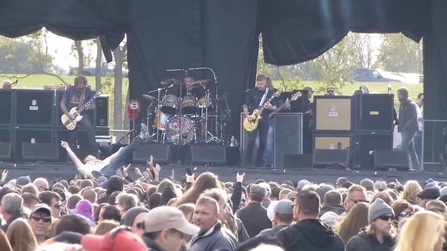 Mastodon - Blood and Thunder - Louder Than Life Festival - 10/4/14 смотреть онлайн