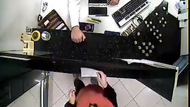 Cámara M-A-ED04 Prueba Visión Normal De Día En Cima De Caja.avi