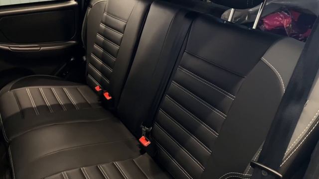 Lada Niva Travel. Авточехлы смотреть онлайн