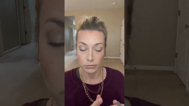 Seint Makeup 2 Eyeshadow Combo - Gilded and Stardust смотреть онлайн